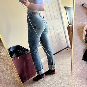 Women's High Rise Slim Body Jeans